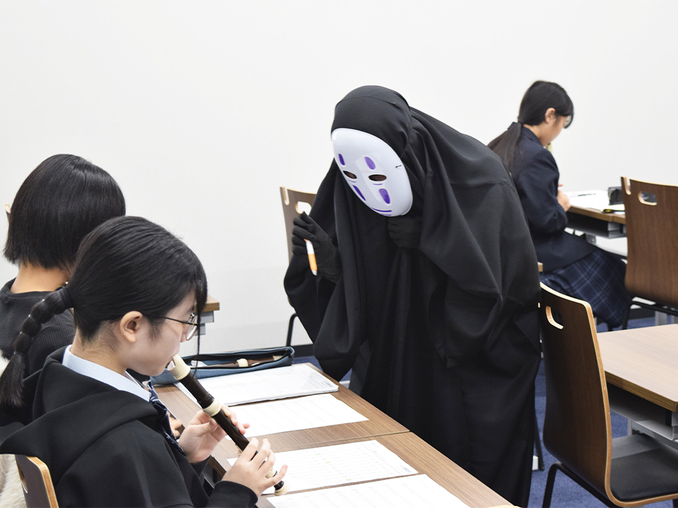 興学社高等学院 採用 授業風景